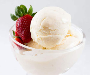 No-Churn-Vanilla-Bean-Ice-Cream2